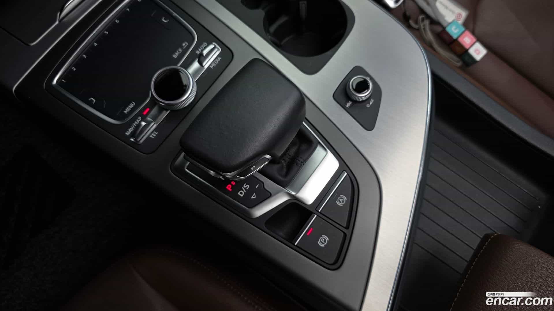 Q7 Audi 2019.10-INNER-009