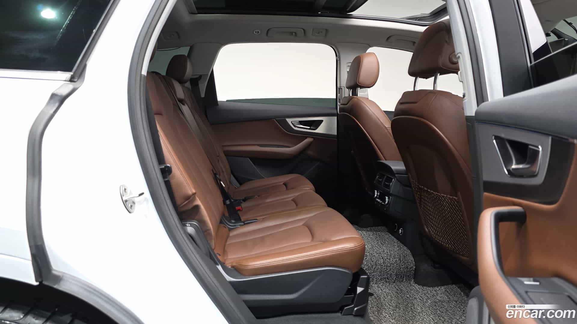 Q7 Audi 2019.10-OPTION-015