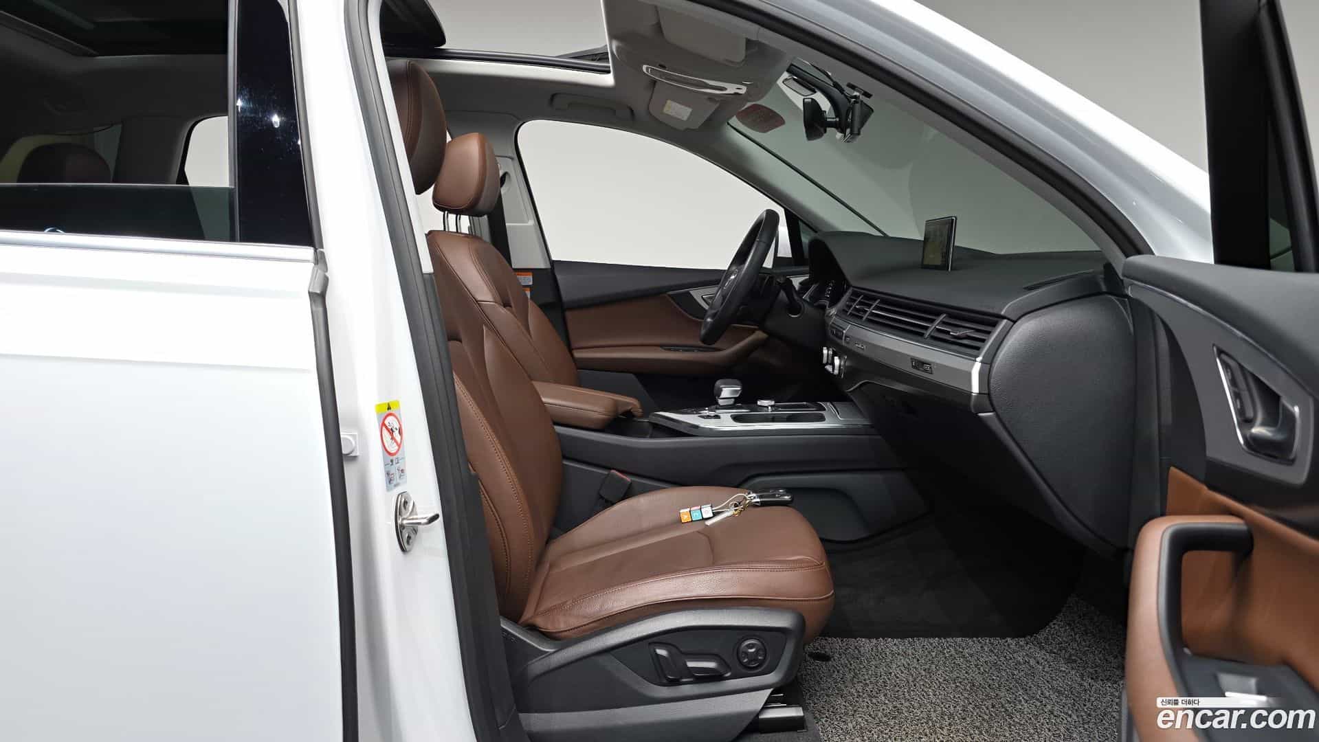 Q7 Audi 2019.10-INNER-036