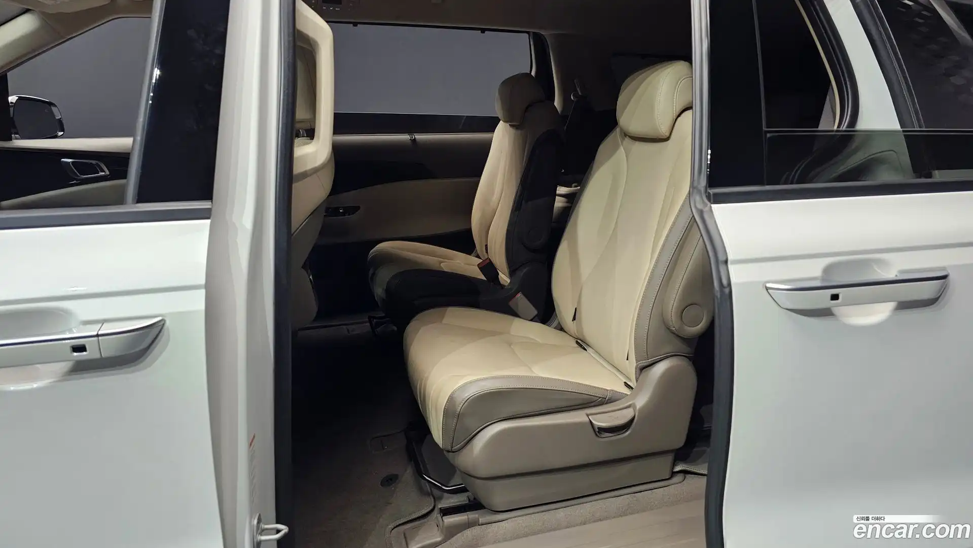 Canival Kia 2022.4-OPTION-016