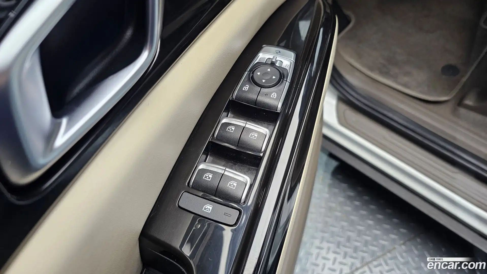 Canival Kia 2022.4-OPTION-021