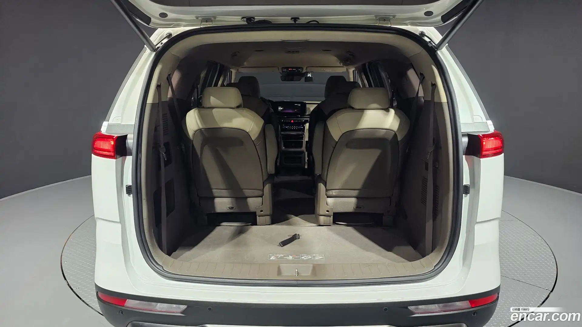 Canival Kia 2022.4-OPTION-046