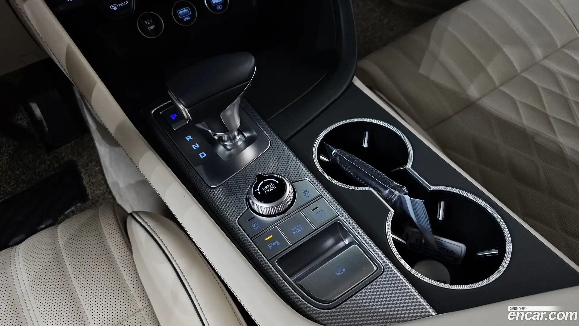 G70 Genesis 2023.1-INNER-009