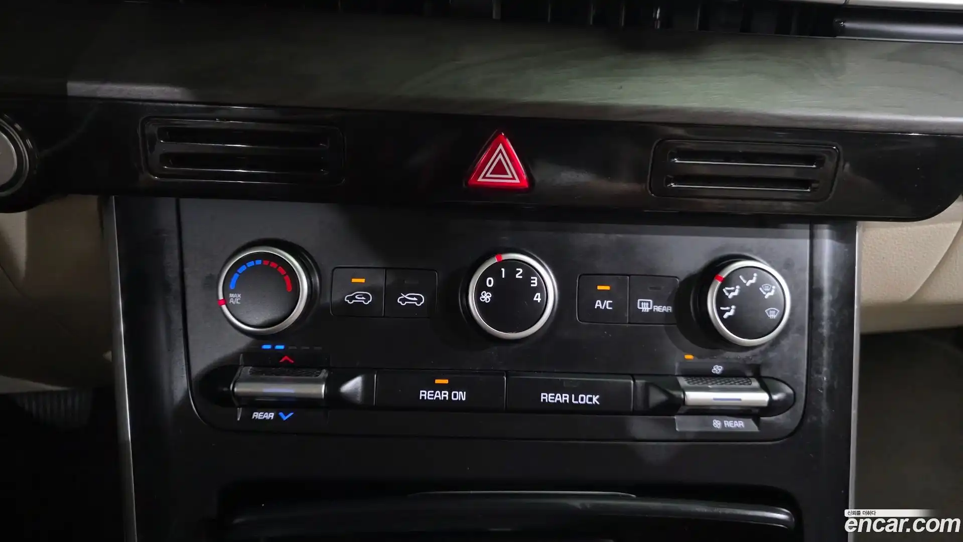 Canival Kia 2022.4-OPTION-044