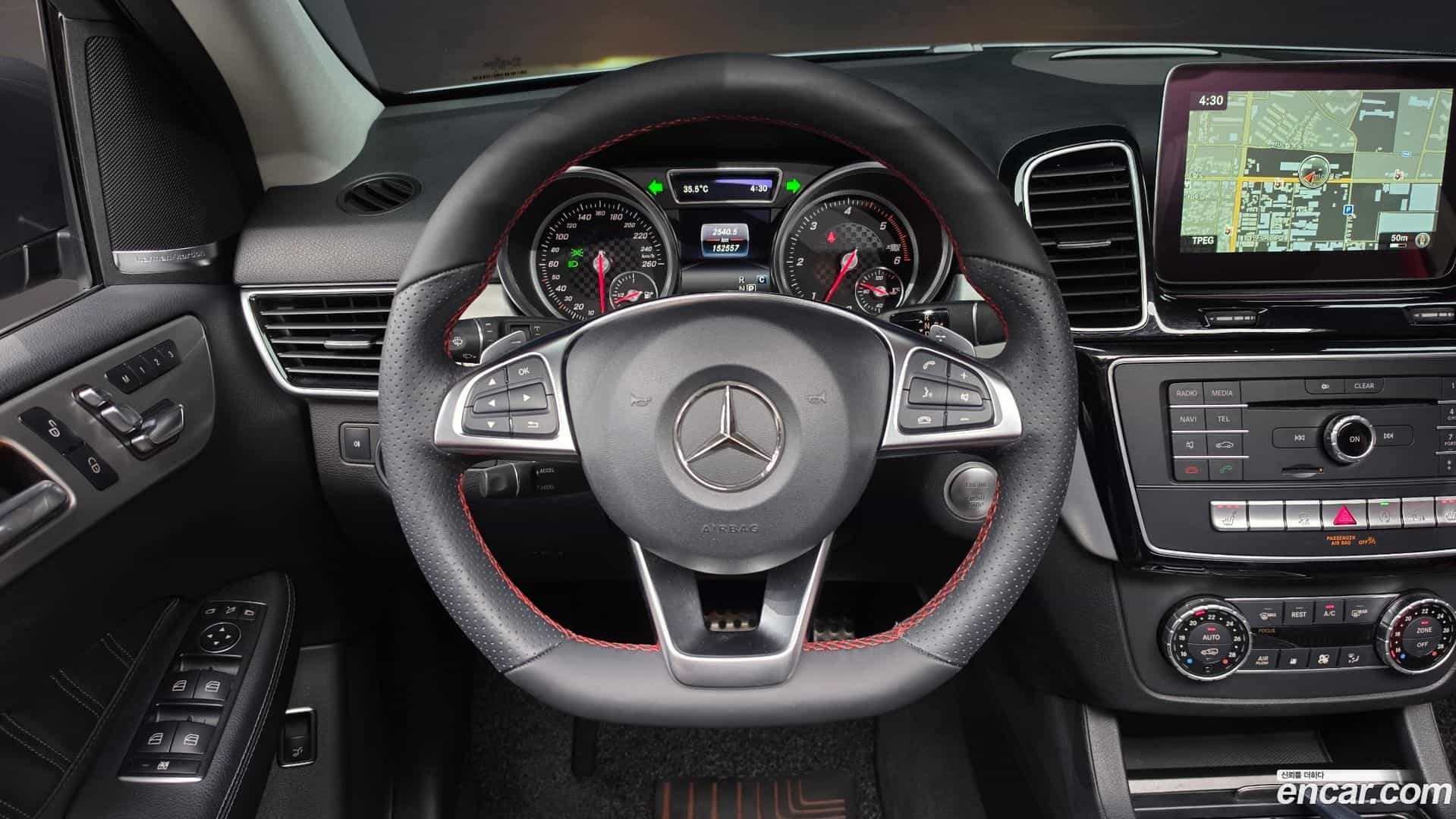 GLE-Class Mercedes-Benz 2018.8-OPTION-016
