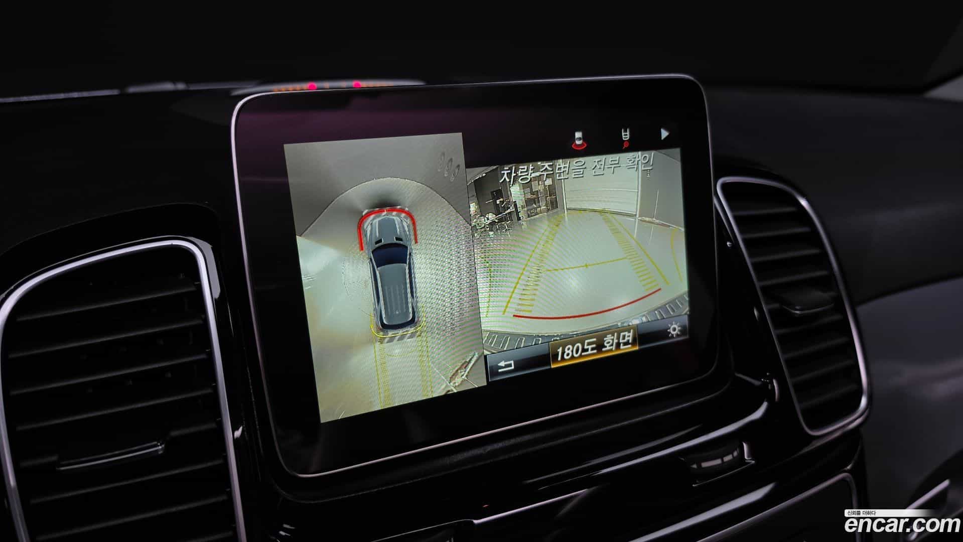 GLE-Class Mercedes-Benz 2018.8-OPTION-018