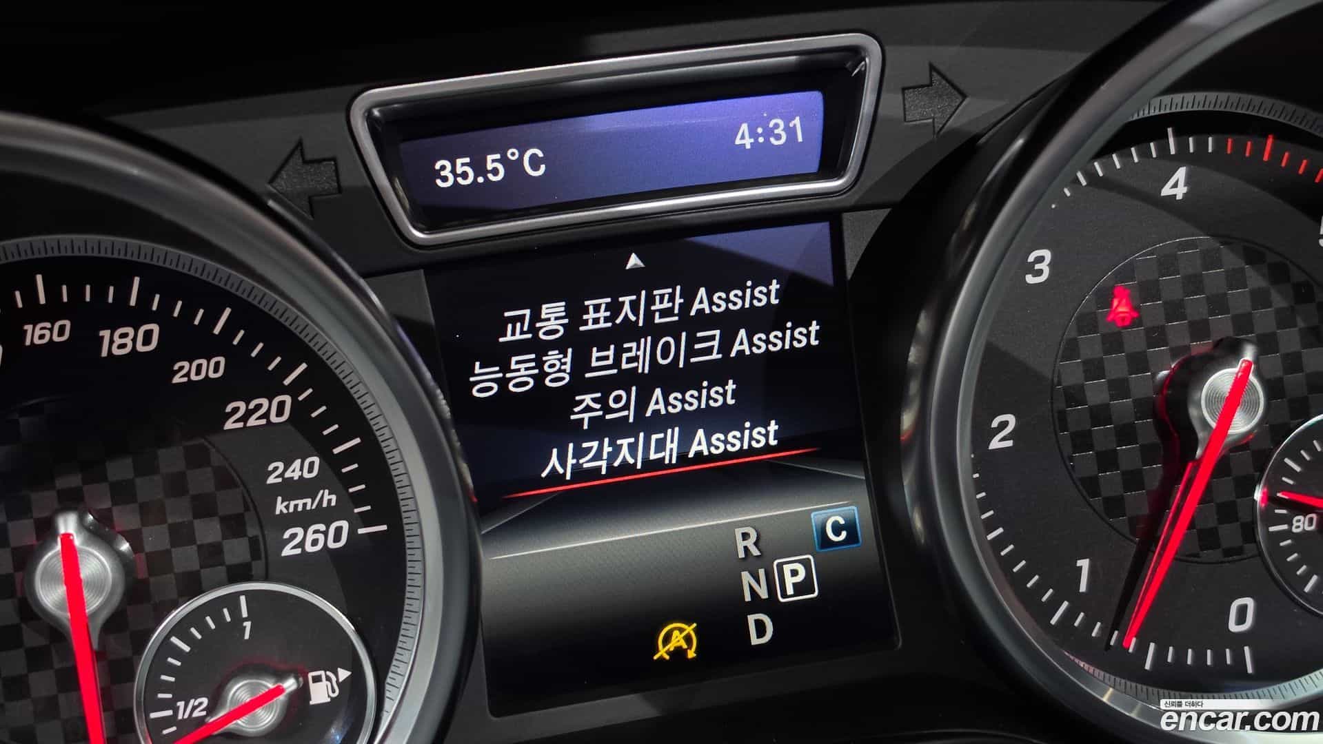 GLE-Class Mercedes-Benz 2018.8-OPTION-042