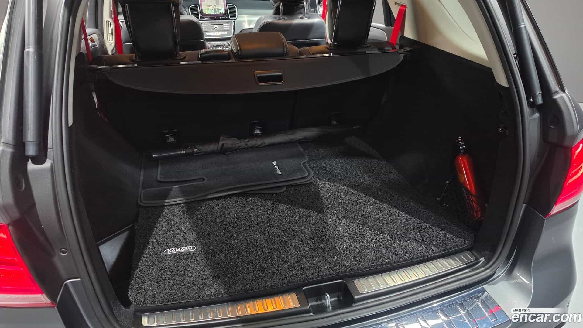 GLE-Class Mercedes-Benz 2018.8-OPTION-044