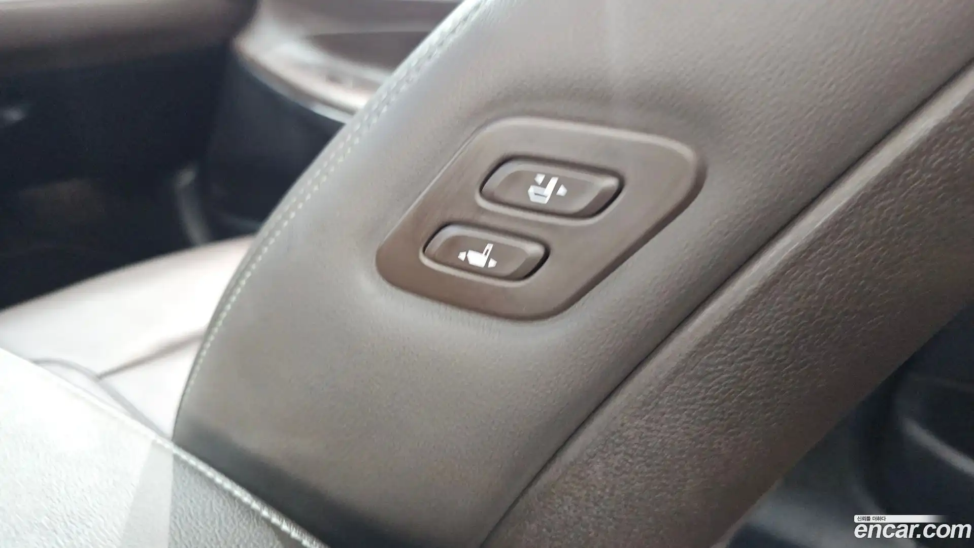 Grandeur Hyundai 2017.0-OPTION-044