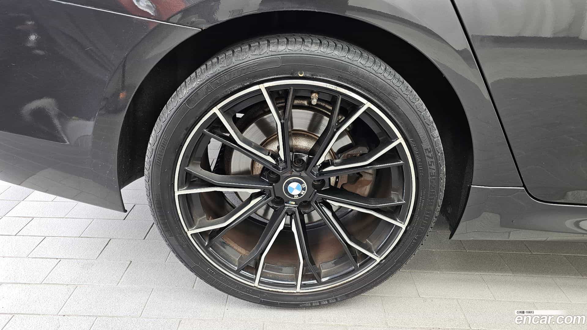 5-Series BMW 2017.8-OUTER-005