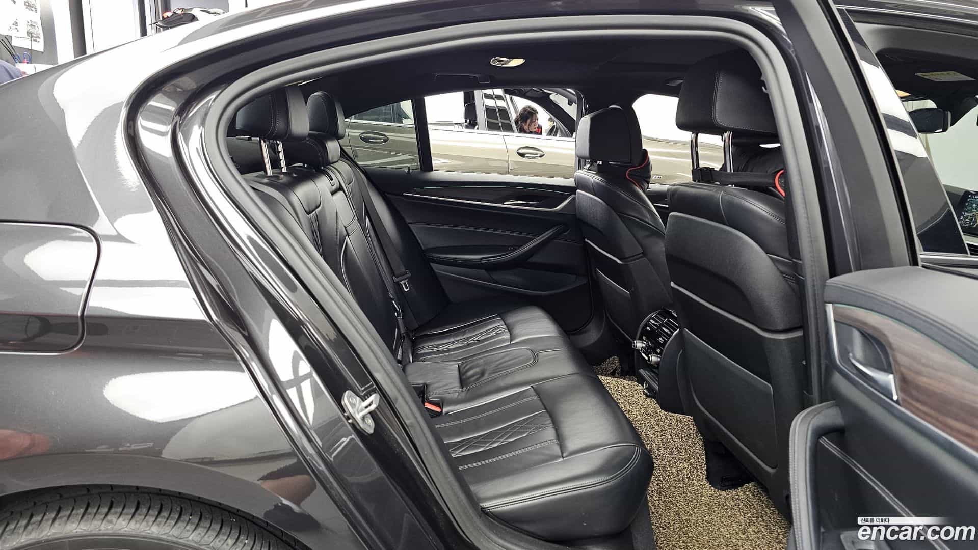 5-Series BMW 2017.8-OPTION-016