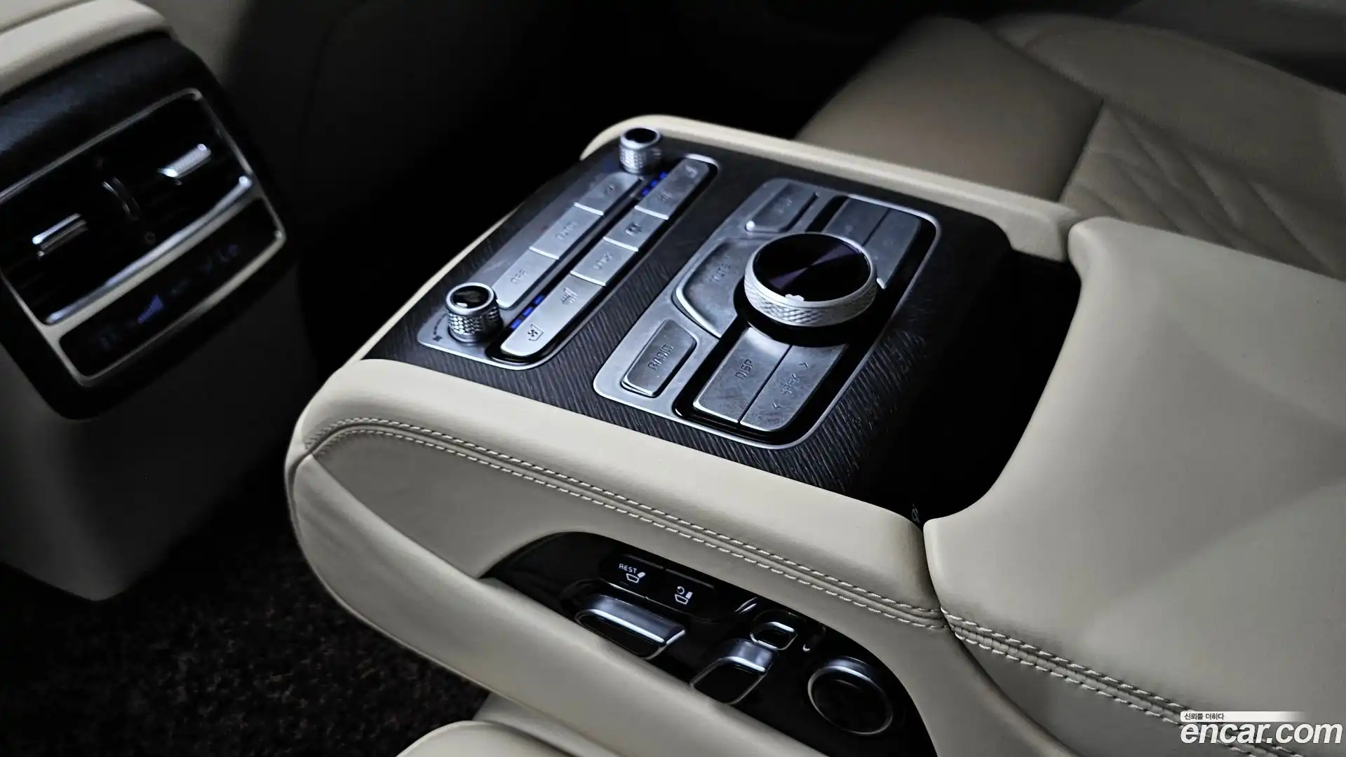 K9 Kia 2022.0-OPTION-043