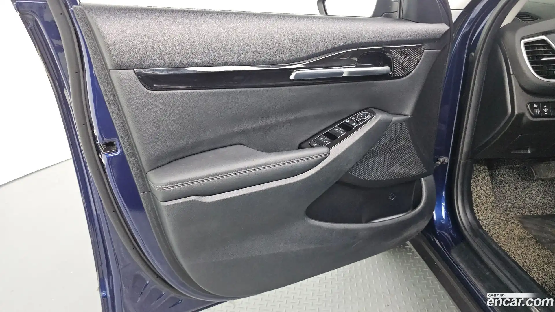 Seltos Kia 2023.6-INNER-034