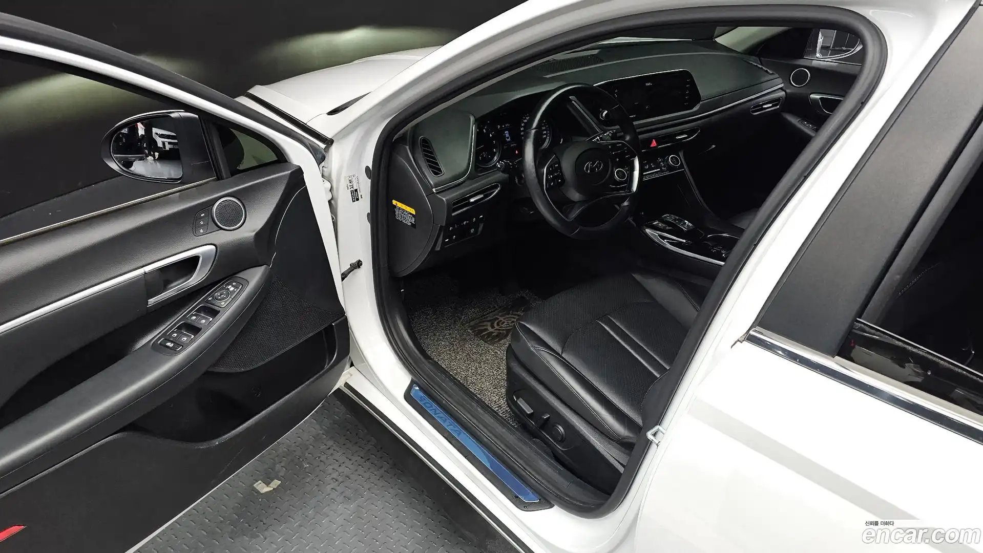 Sonata Hyundai 2019.10-INNER-010