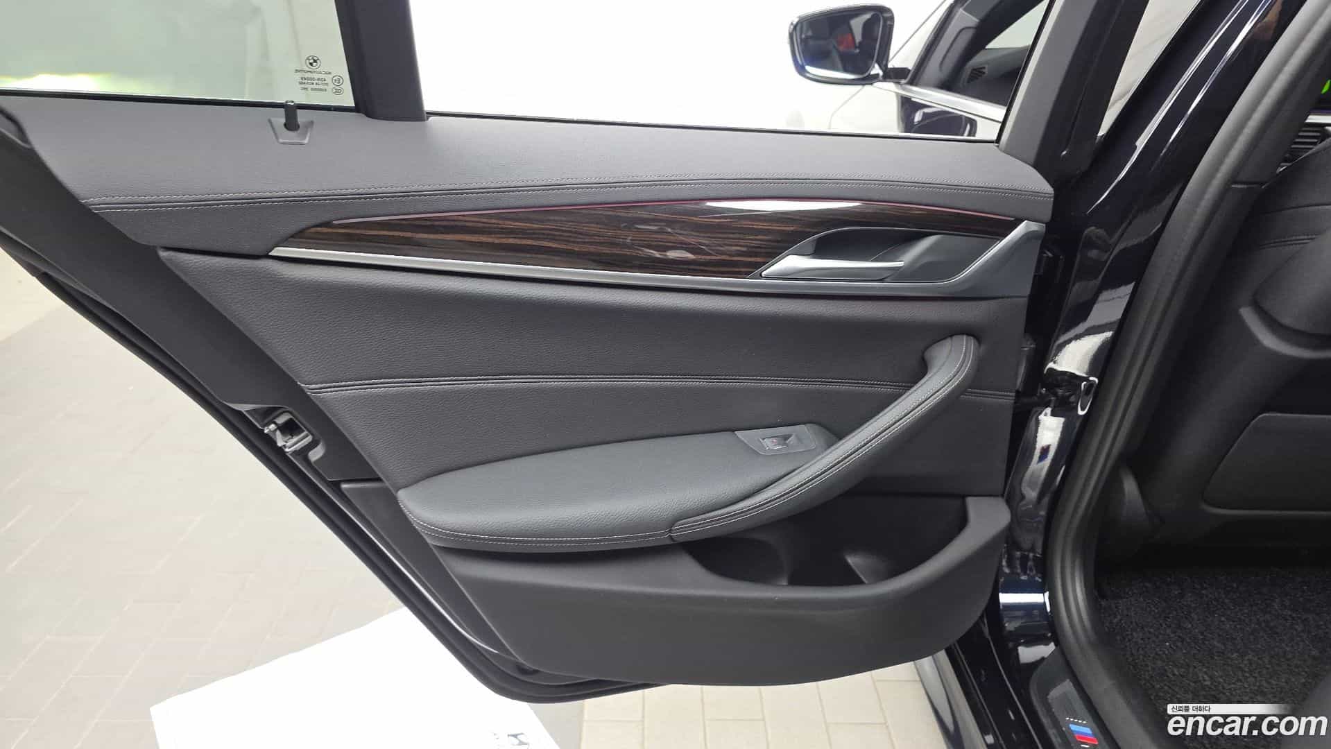 5-Series BMW 2020.11-INNER-035