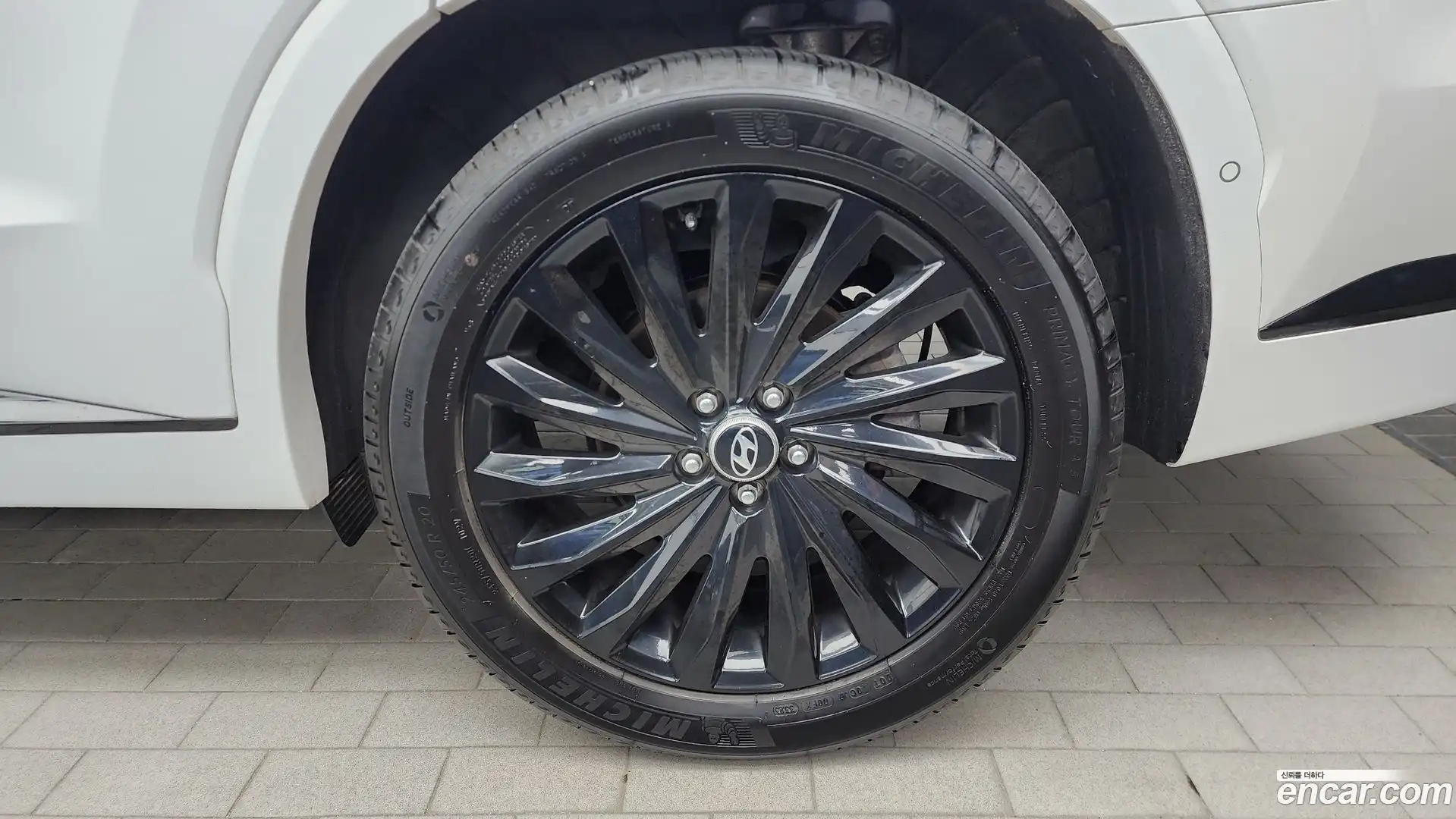 Palisade Hyundai 2024.1-OUTER-031