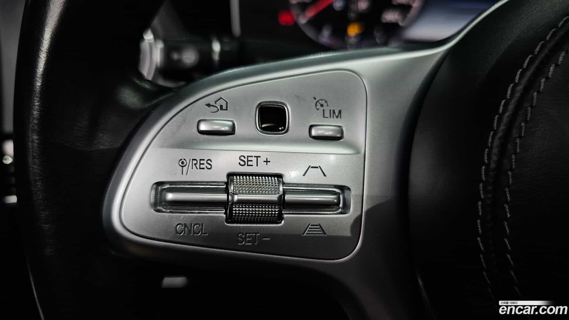 S-Class Mercedes-Benz 2018.11-OPTION-023