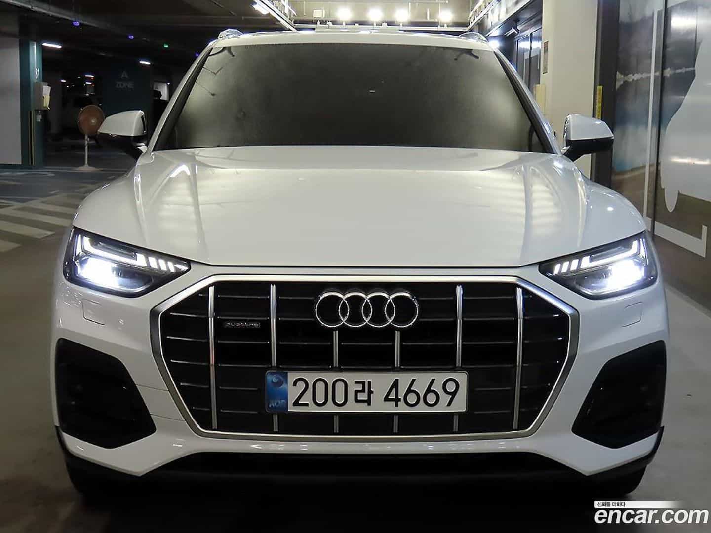 Q5 Audi 2023.11-OUTER-002