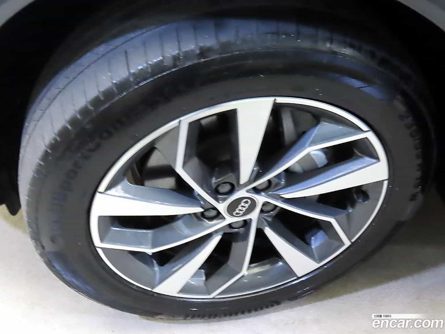 Q5 Audi 2023.11-OPTION-024