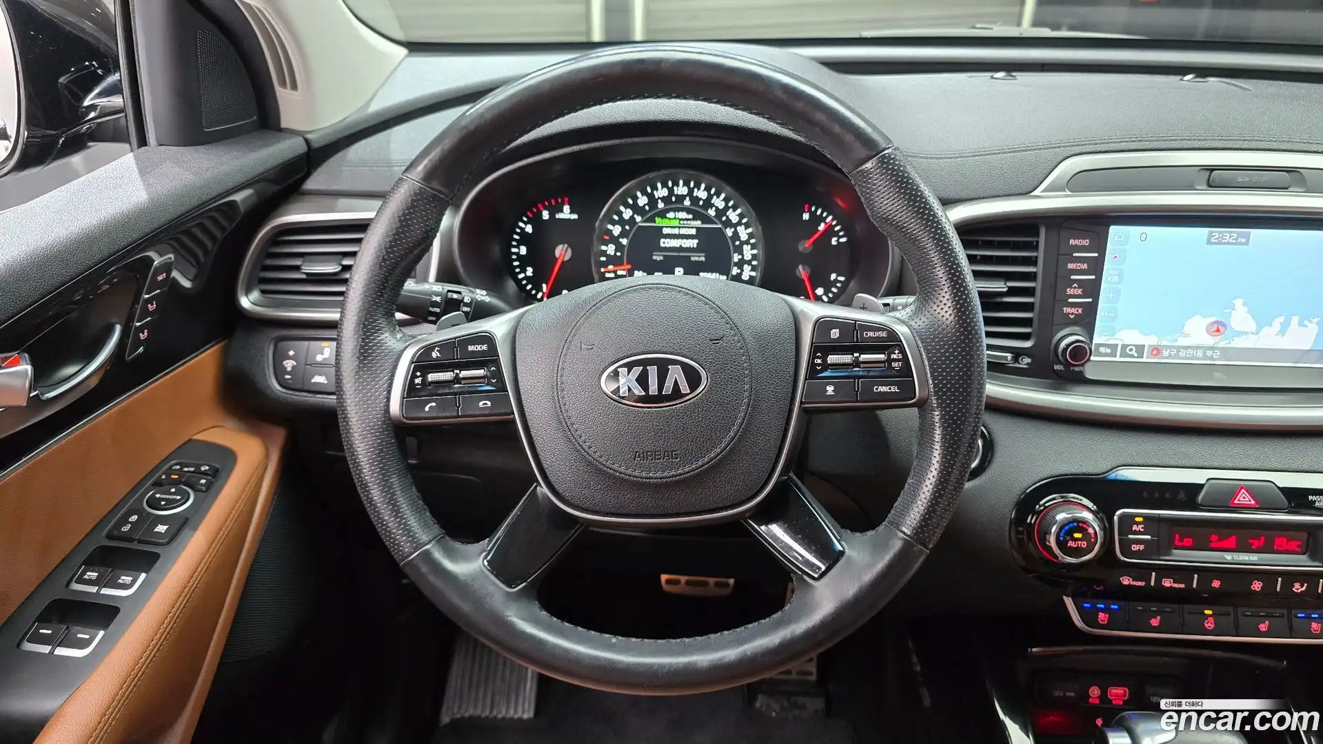 Sorento Kia 2018.4-OPTION-017