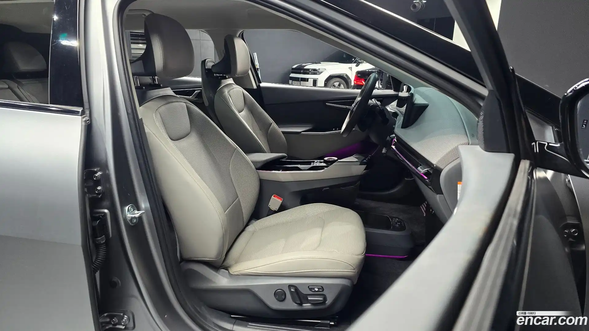 EV6 Kia 2025.4-INNER-010