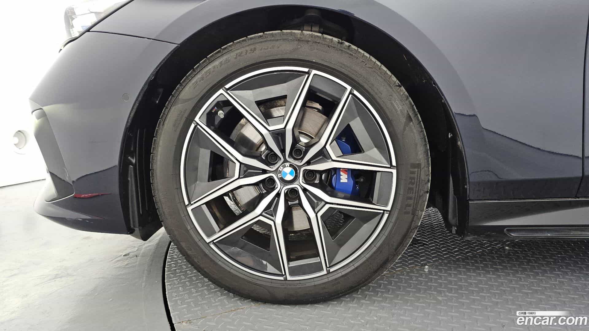 5-Series BMW 2024.4-OUTER-005