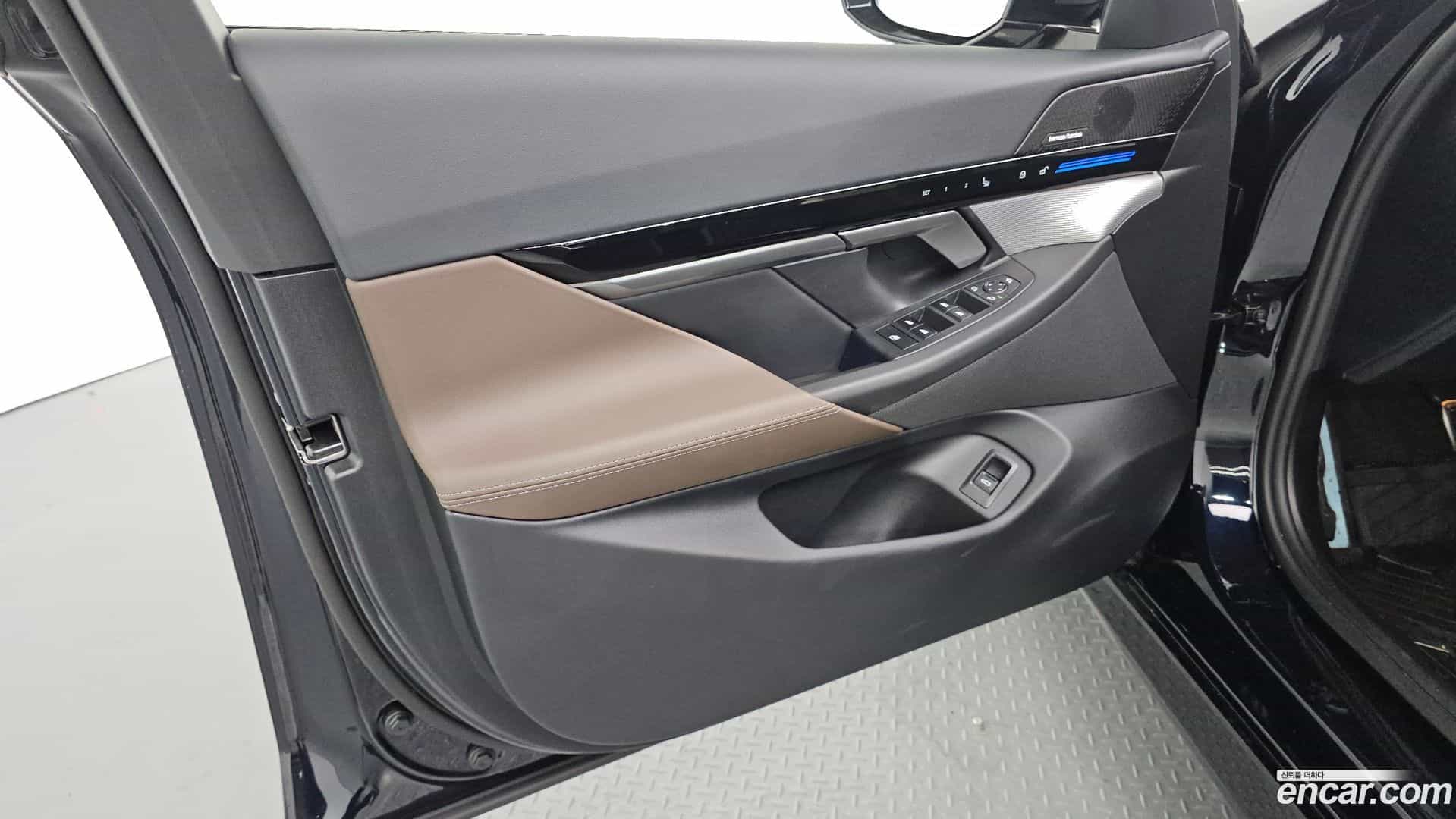 5-Series BMW 2024.4-INNER-034