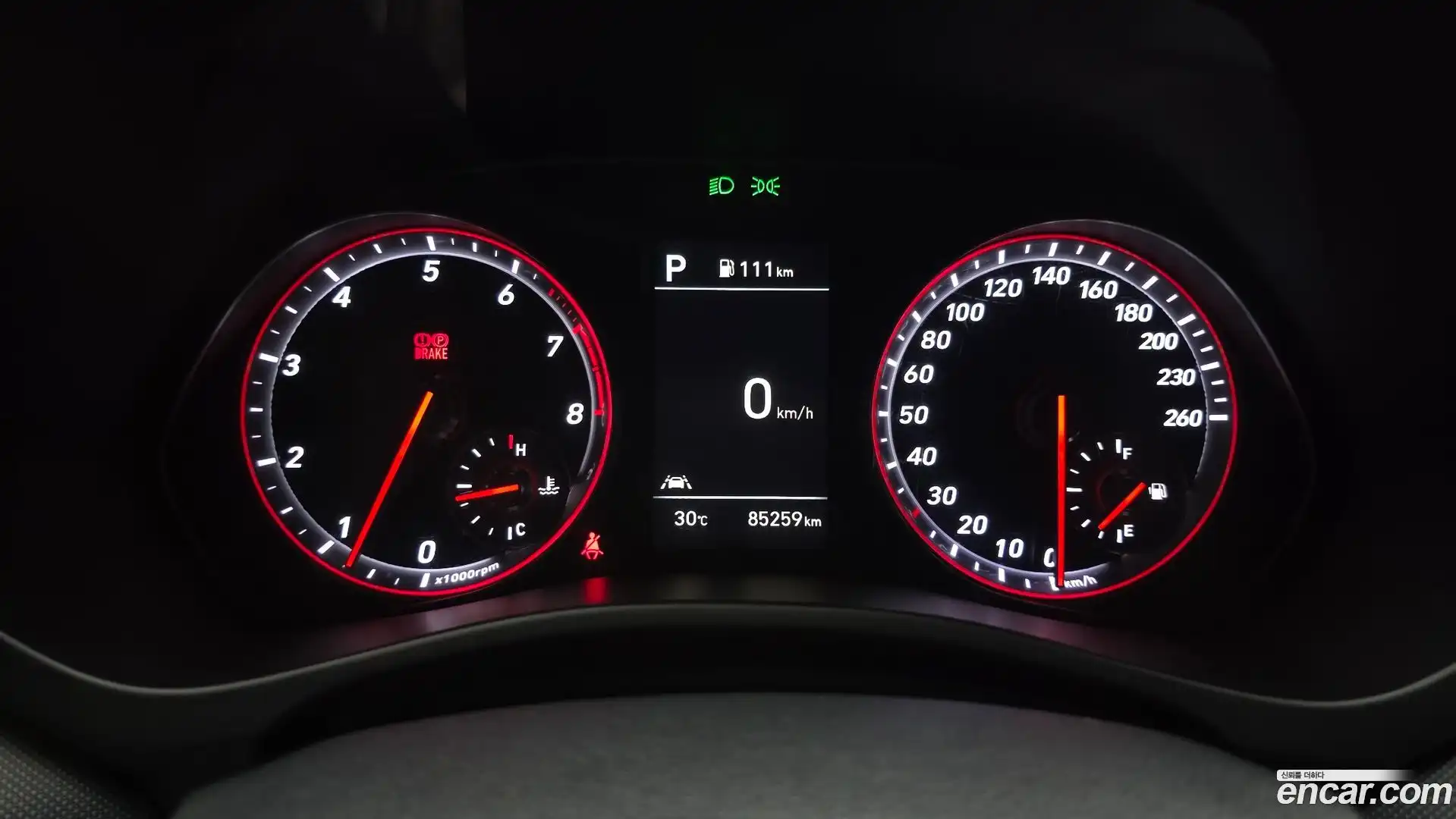Veloster Hyundai 2018.8-INNER-008