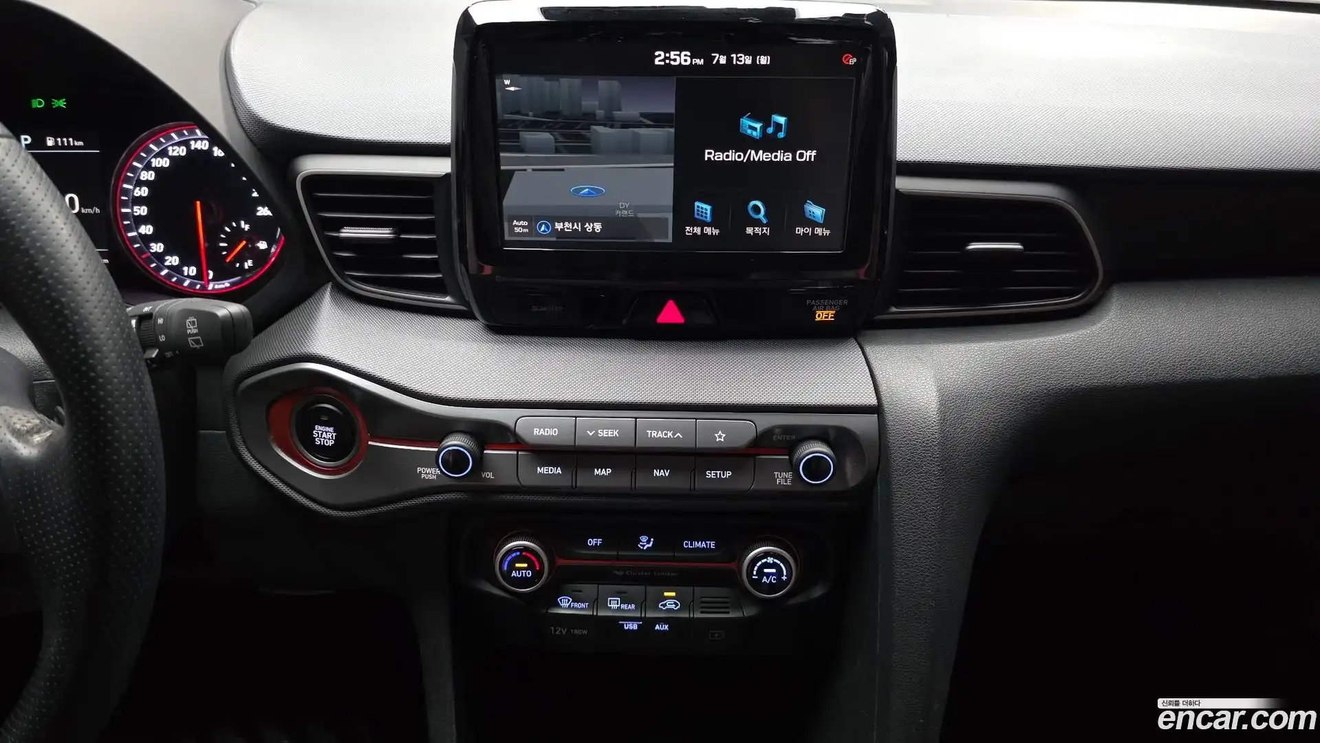 Veloster Hyundai 2018.8-OPTION-019