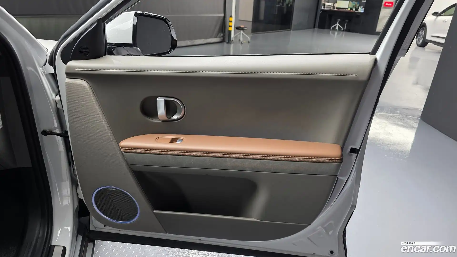 Ioniq5 Hyundai 2022.2-INNER-035