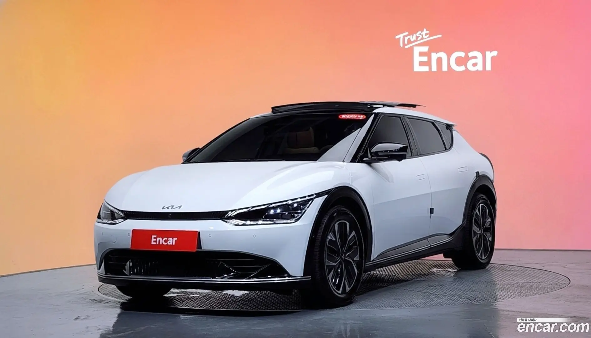 Main__Slider__Photo:EV6 Kia 2023.5-0