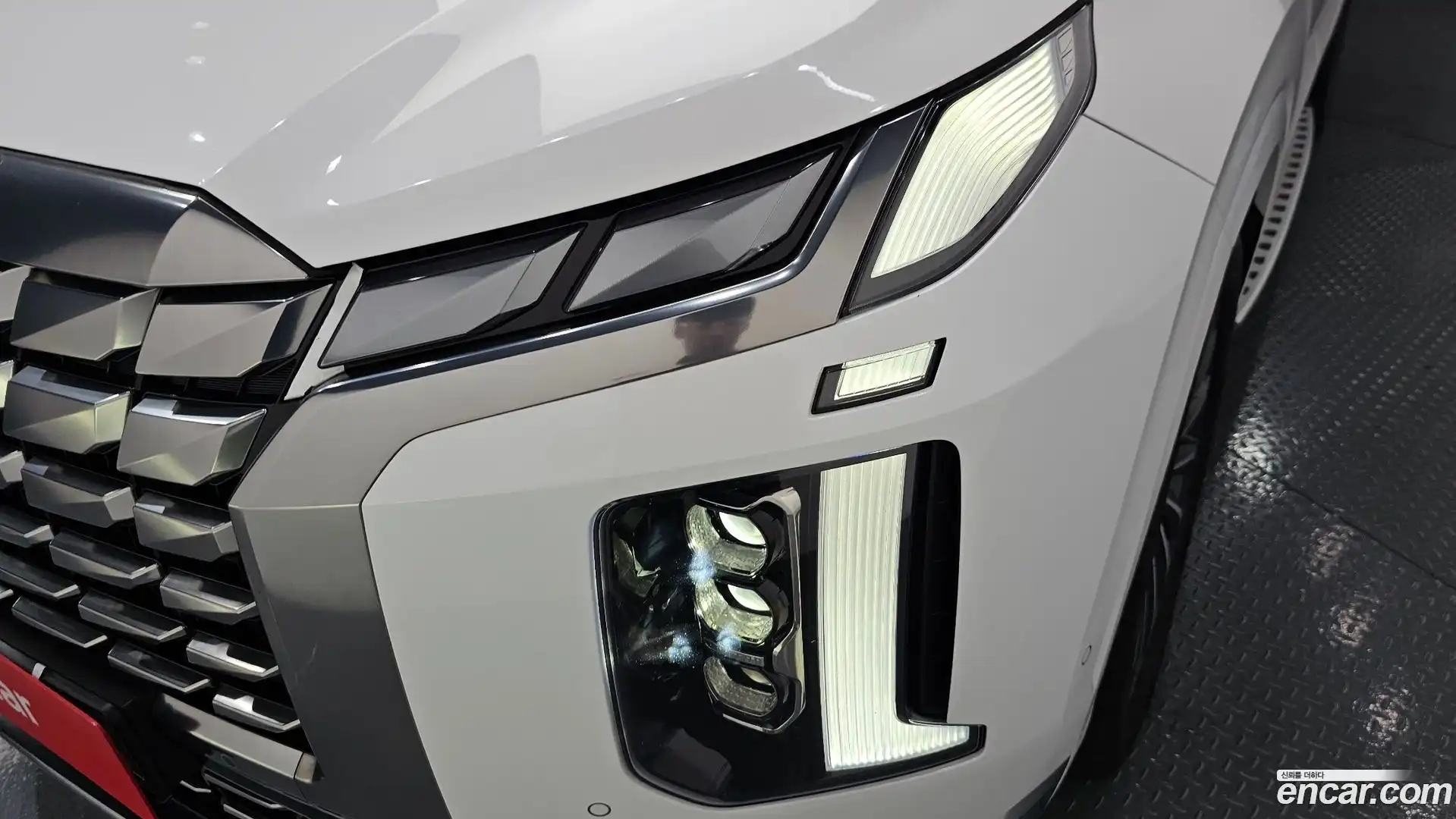 Palisade Hyundai 2023.1-OUTER-032