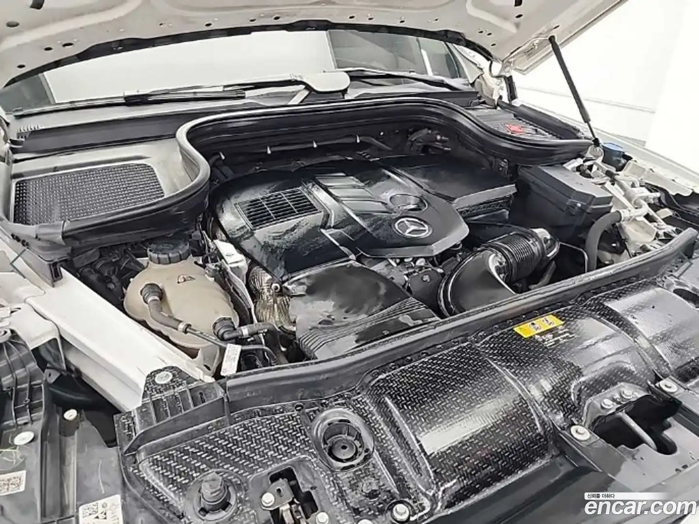 GLE-Class Mercedes-Benz 2019.11-OUTER-005
