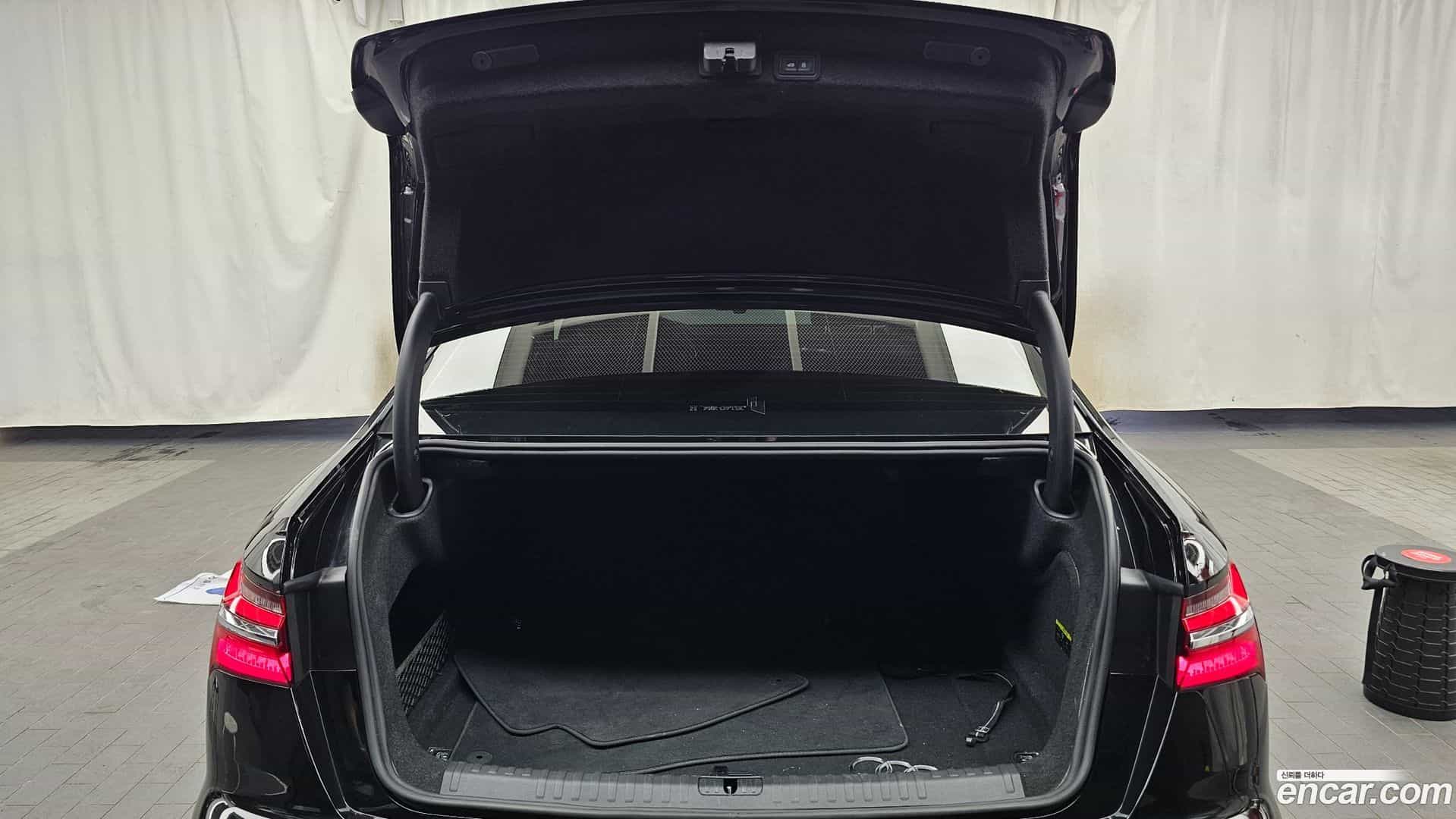 A6 Audi 2022.11-OPTION-024