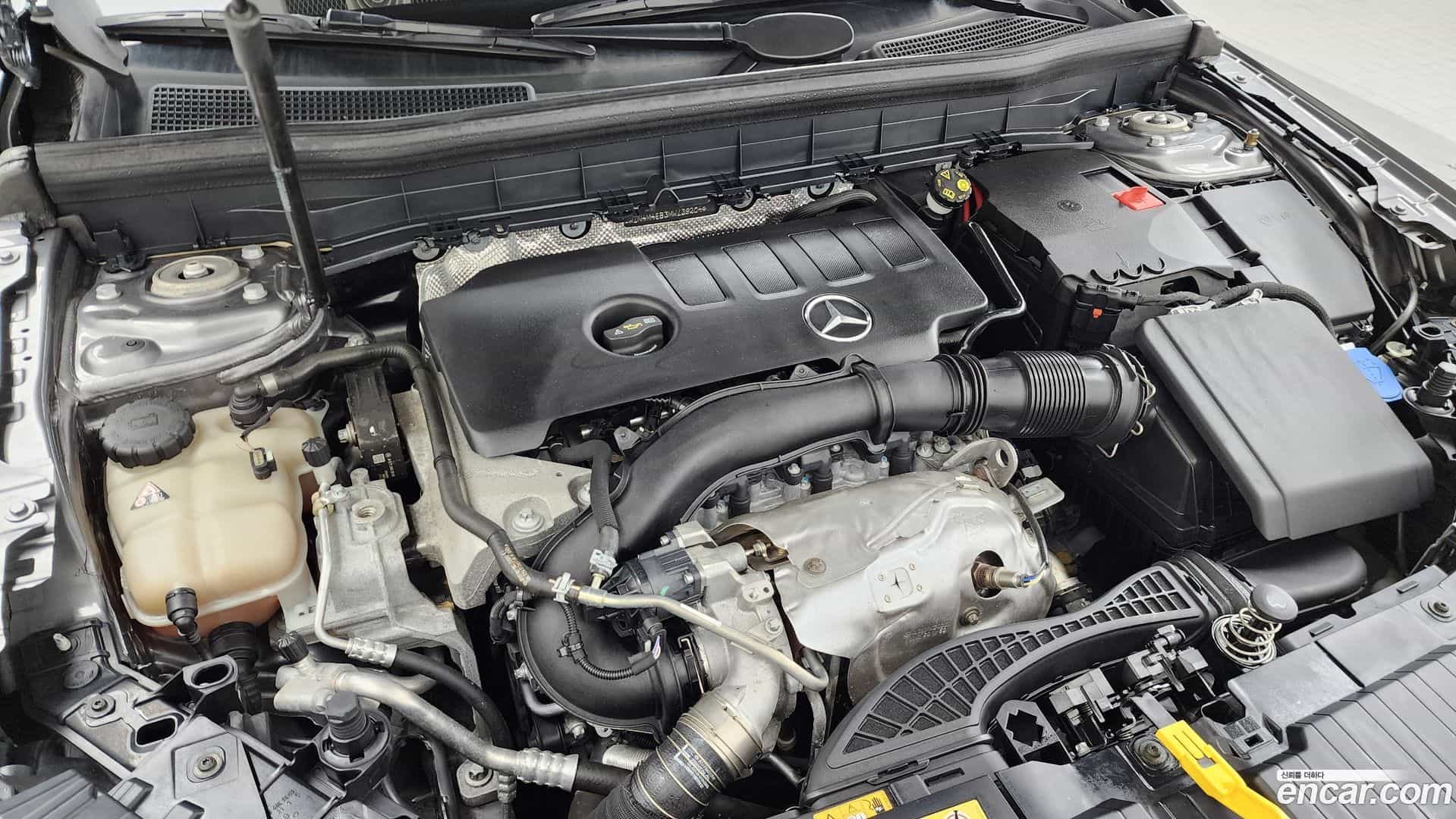 GLB-Class Mercedes-Benz 2021.7-OUTER-006