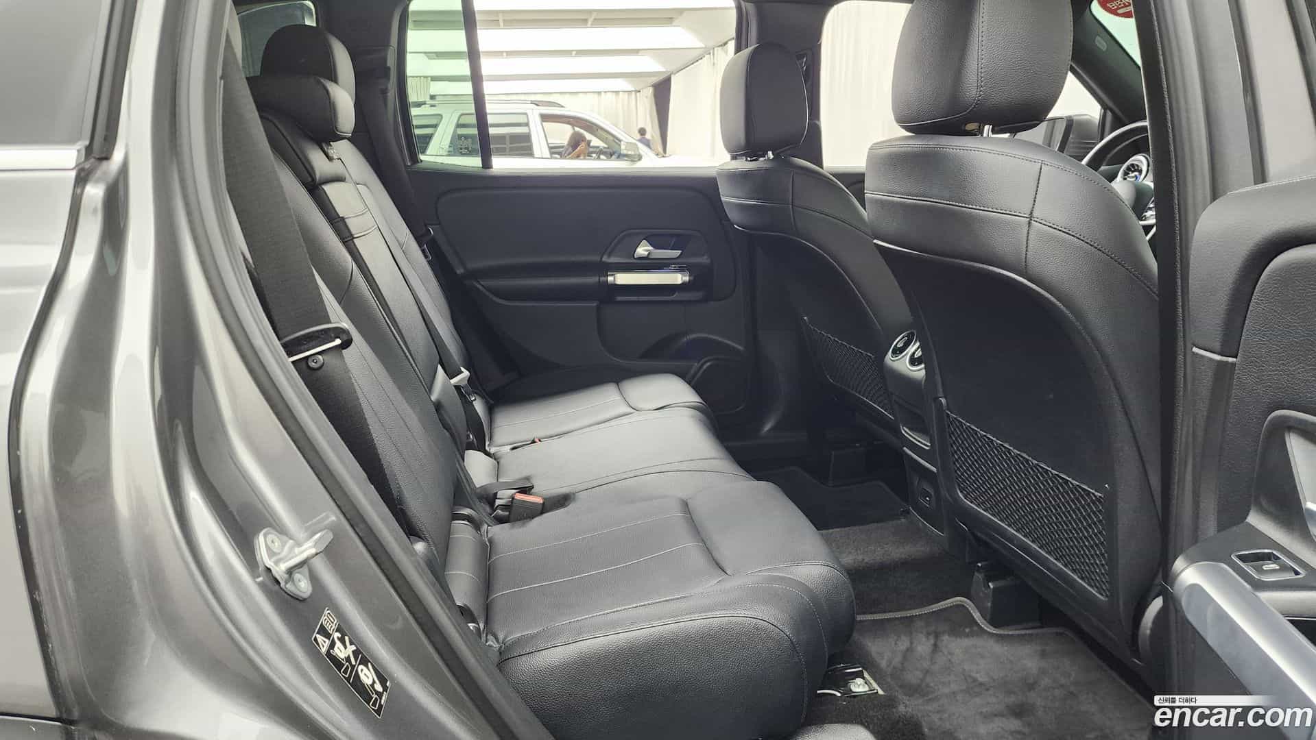 GLB-Class Mercedes-Benz 2021.7-OPTION-016