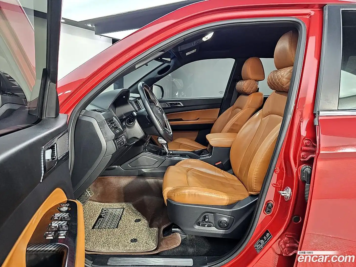 Rexton KG Mobility 2021.10-INNER-008