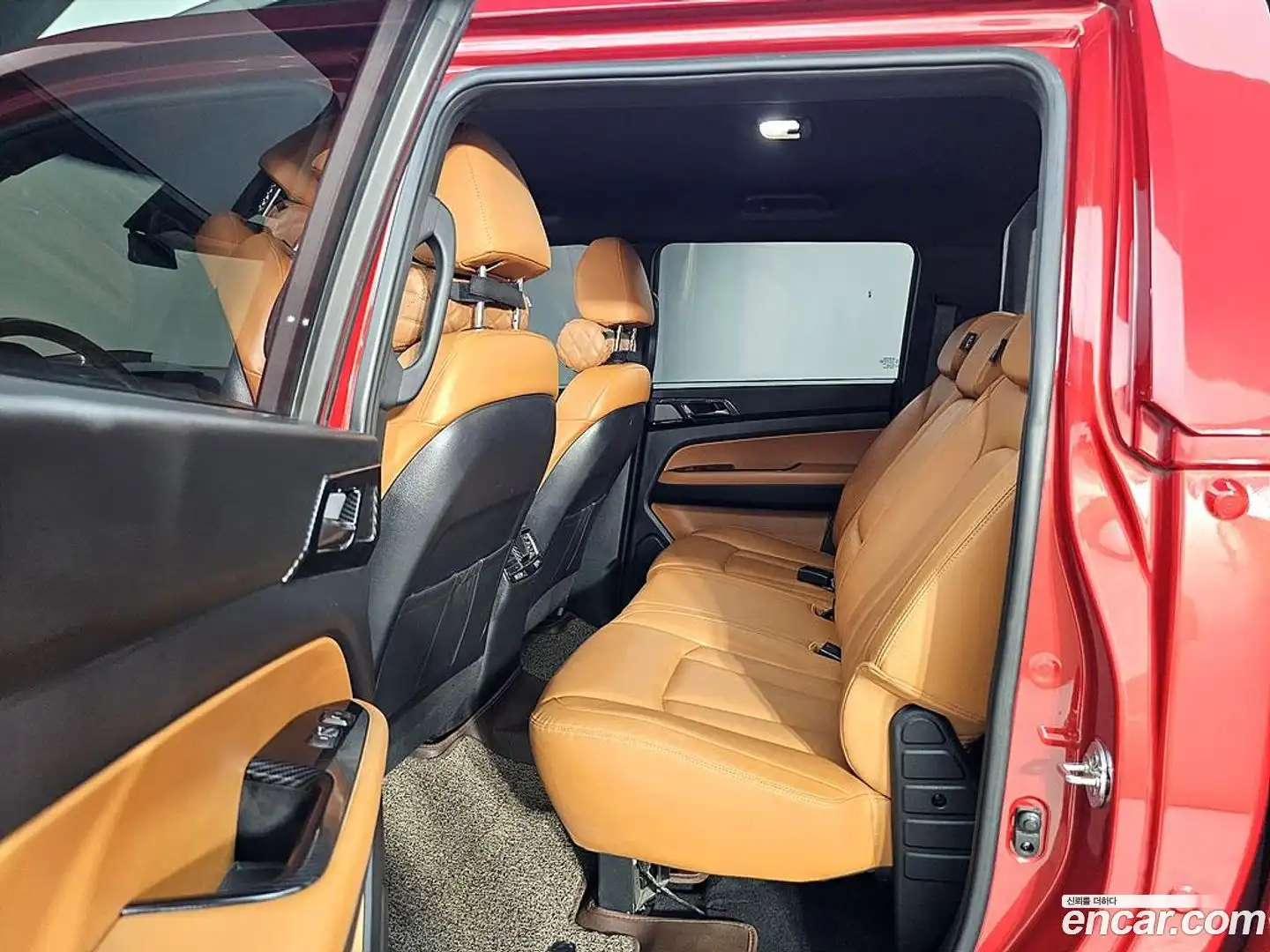 Rexton KG Mobility 2021.10-INNER-009