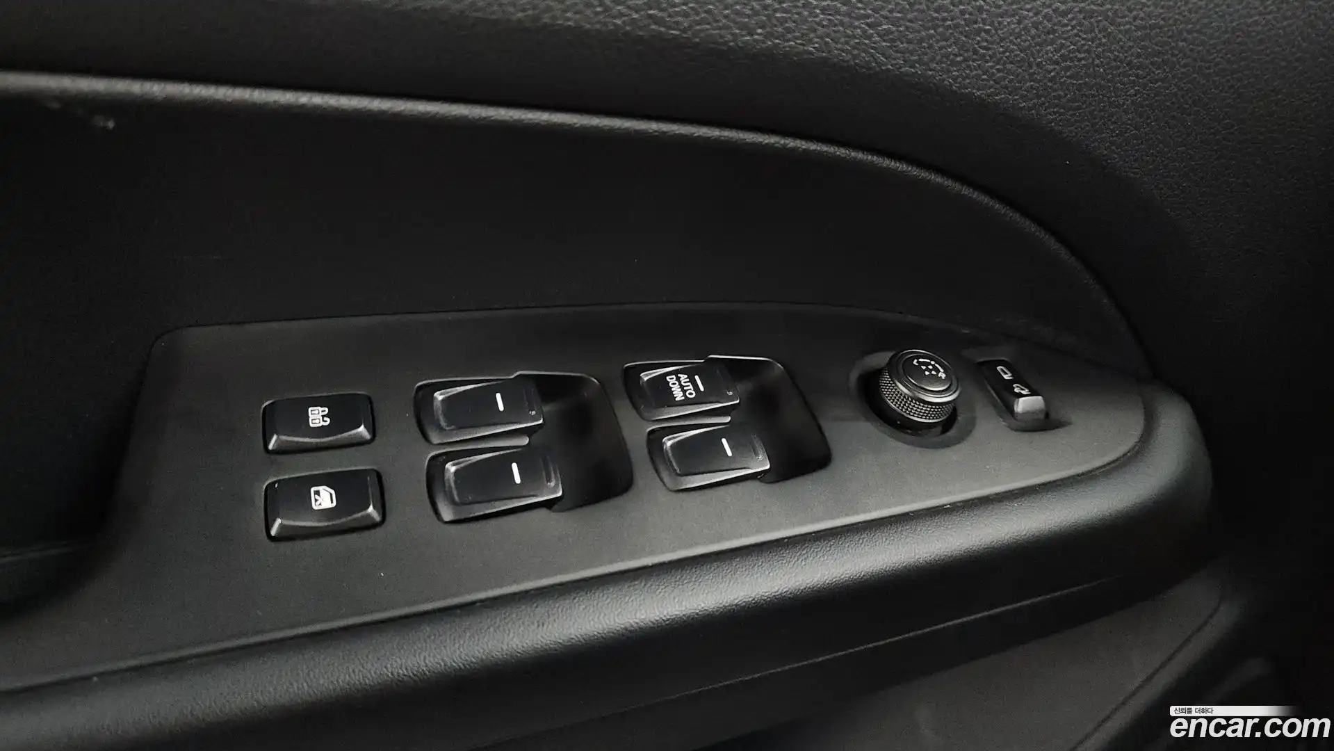 Rexton KG Mobility 2019.3-OPTION-041