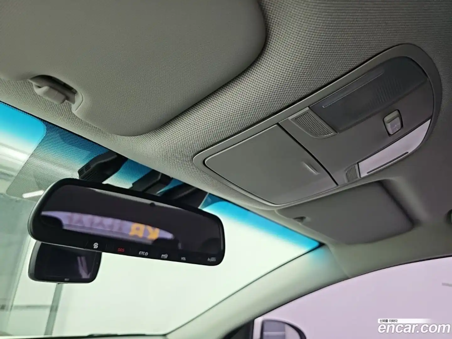 Ioniq Hyundai 2018.8-OPTION-020