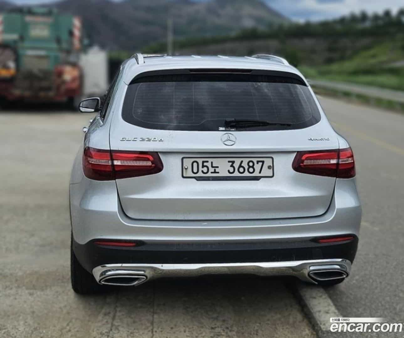 GLC-Class Mercedes-Benz 2017.1-OUTER-002