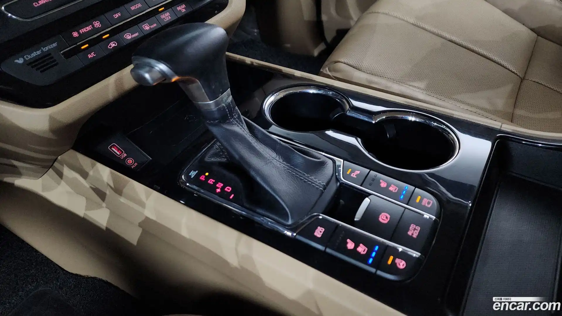 Canival Kia 2019.10-INNER-009