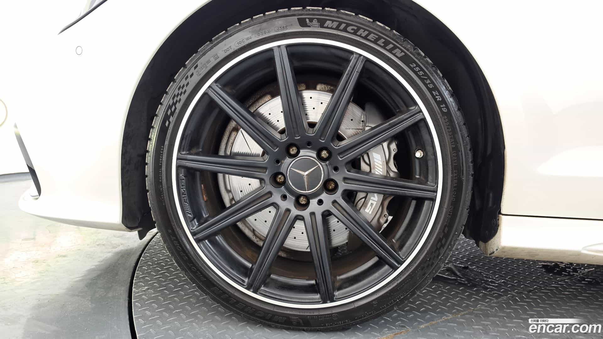 CLS-Class Mercedes-Benz 2017.1-OUTER-005