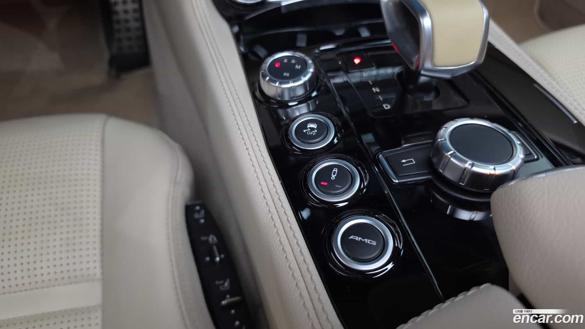 CLS-Class Mercedes-Benz 2017.1-OPTION-021