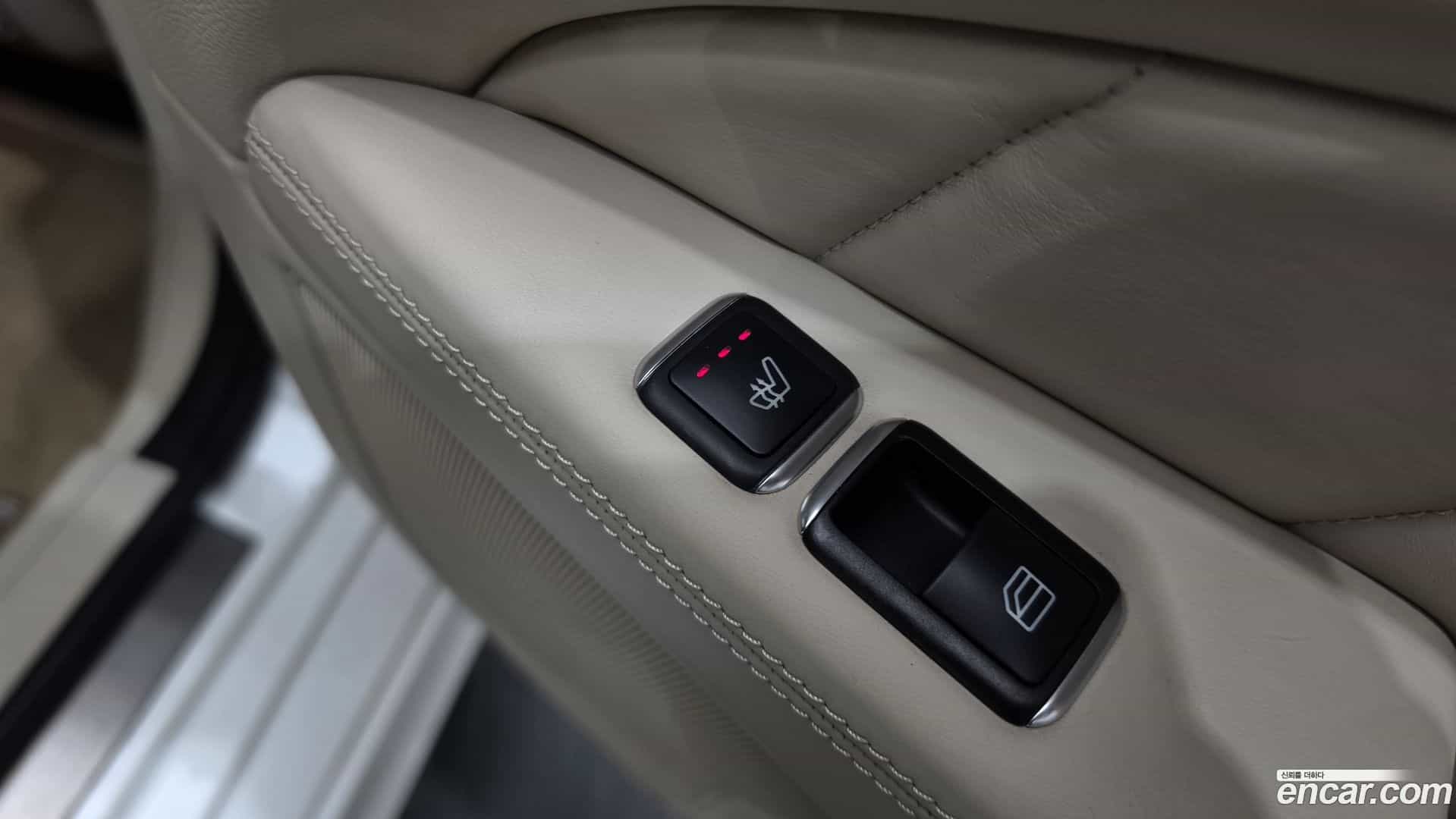CLS-Class Mercedes-Benz 2017.1-OPTION-023