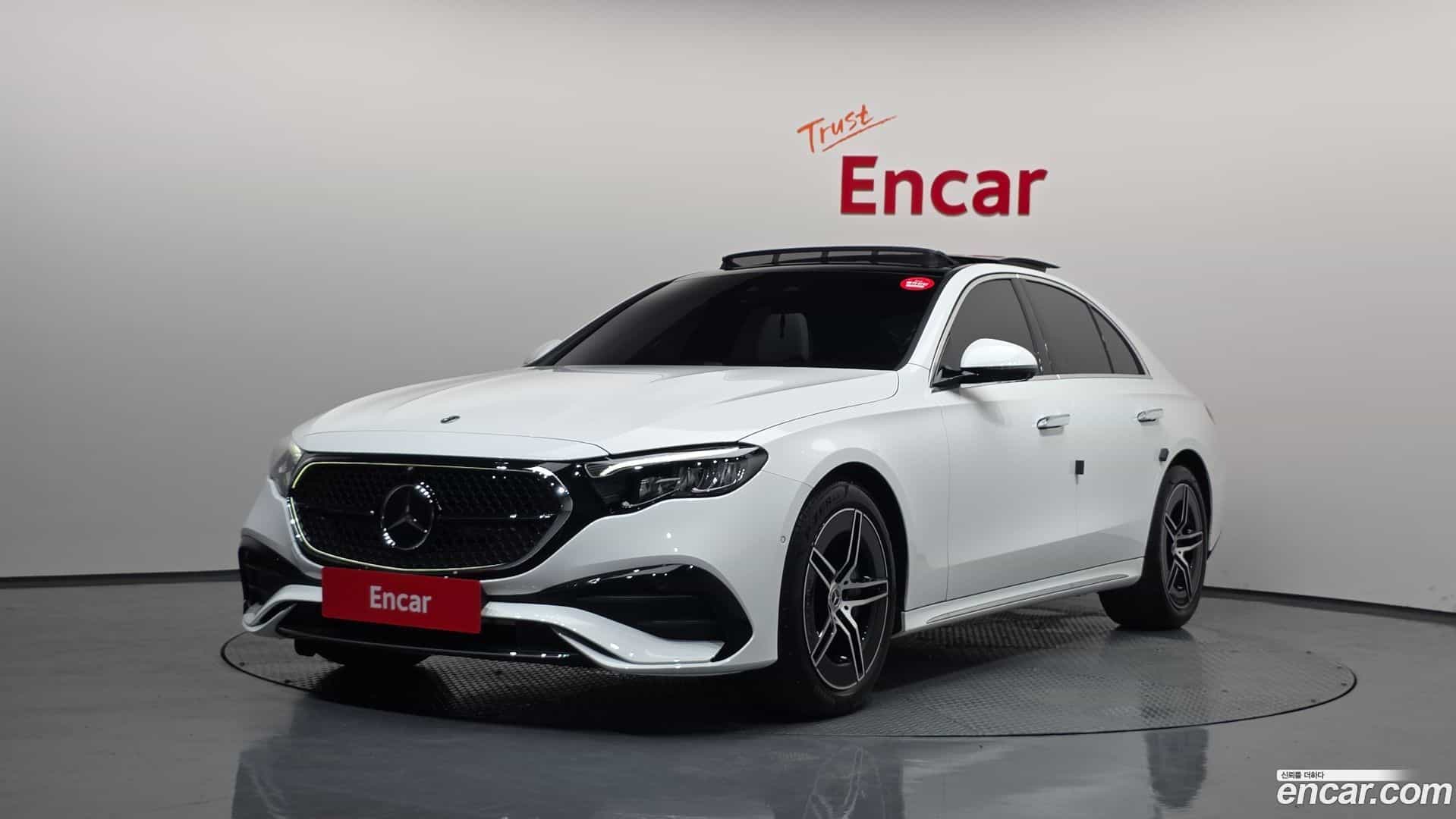 E-Class Mercedes-Benz 2026.1-OUTER-001