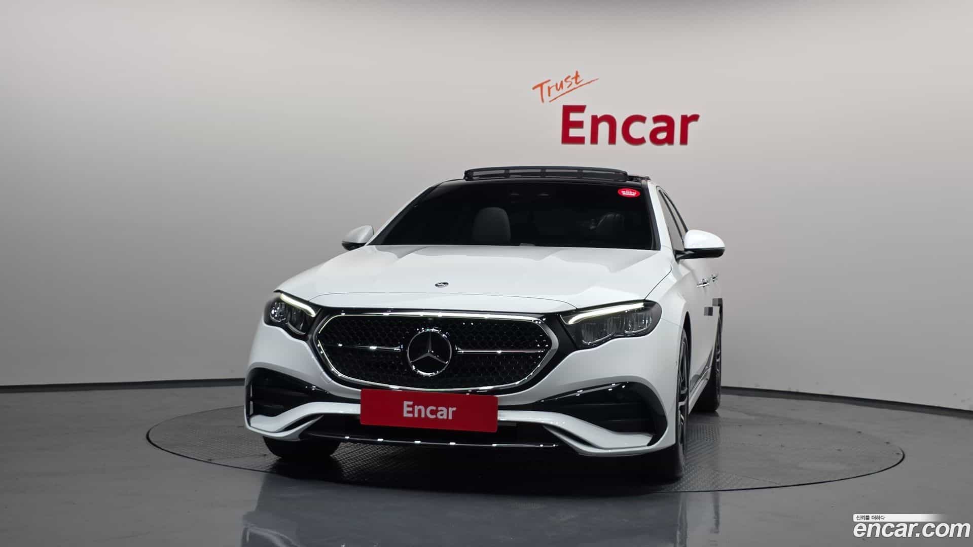 E-Class Mercedes-Benz 2026.1-OUTER-003