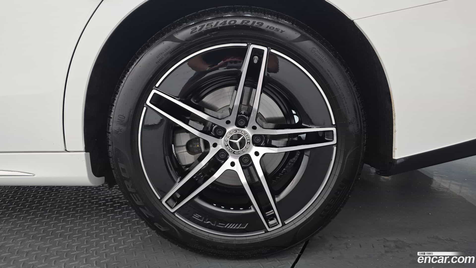 E-Class Mercedes-Benz 2026.1-OUTER-031