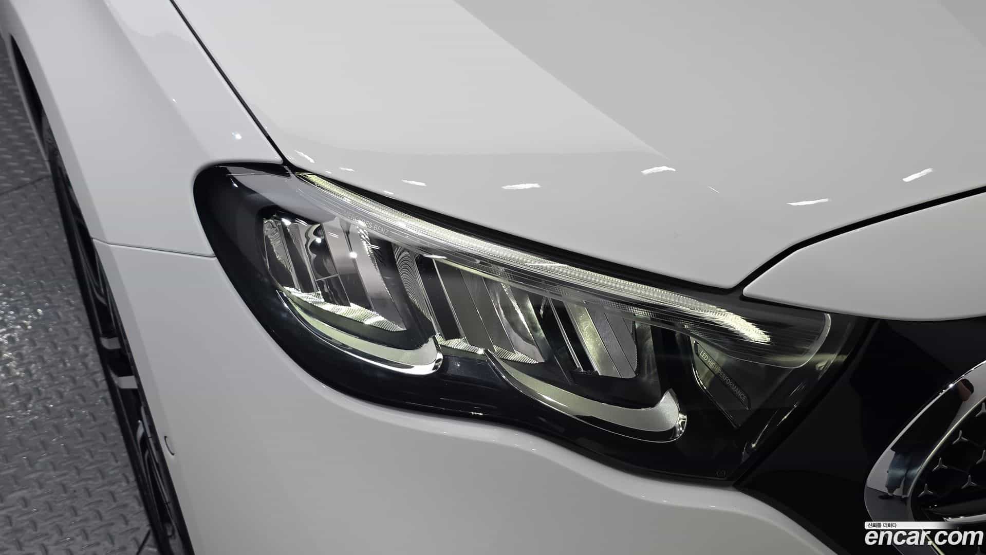 E-Class Mercedes-Benz 2026.1-OUTER-032