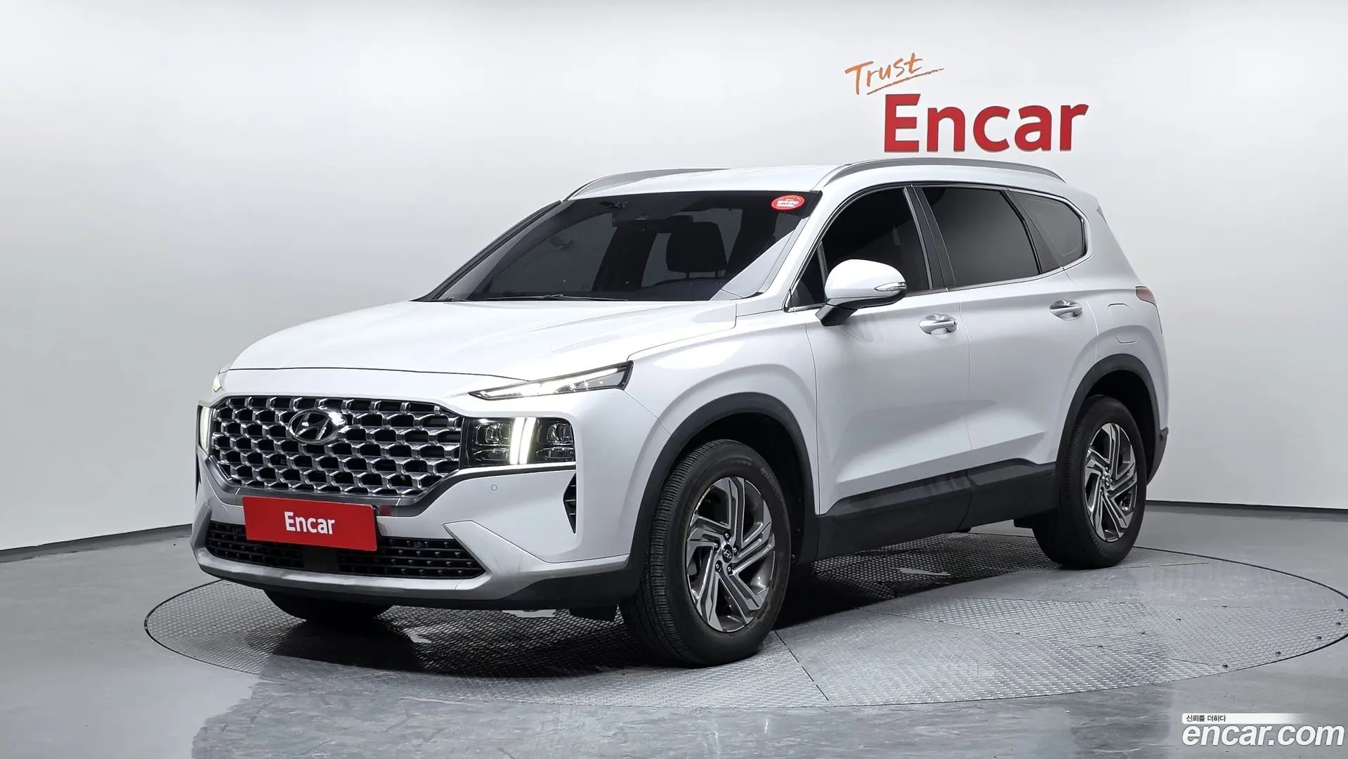 Main__Slider__Photo:Santafe Hyundai 2020.6-0